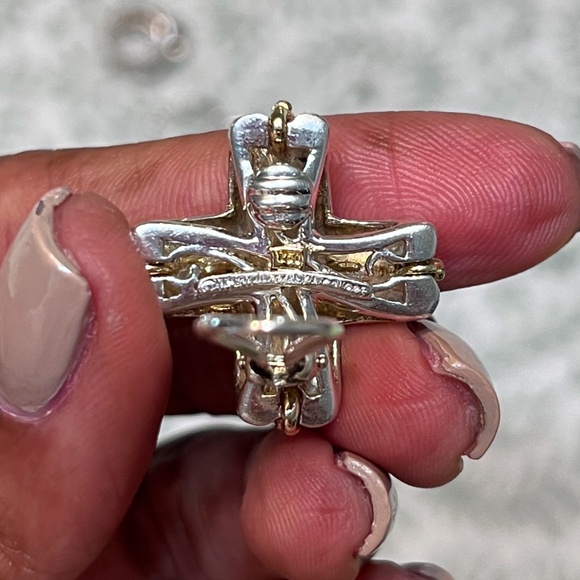 Vintage Tiffany and Co. Silver and Gold Earrings - Picture 3 of 3